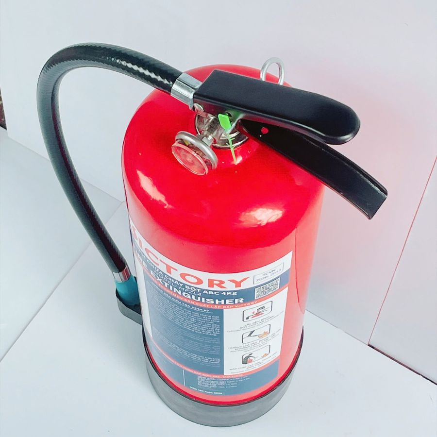 Bình chữa cháy bột ABC 4kg Victory MFZL4-VIC có kiểm định