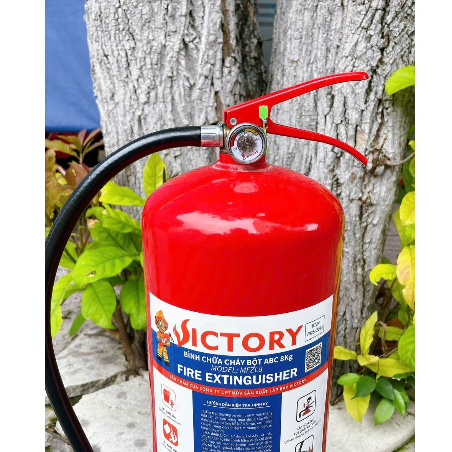 Bình chữa cháy bột ABC 8kg Victory MFZL8-VIC có kiểm định