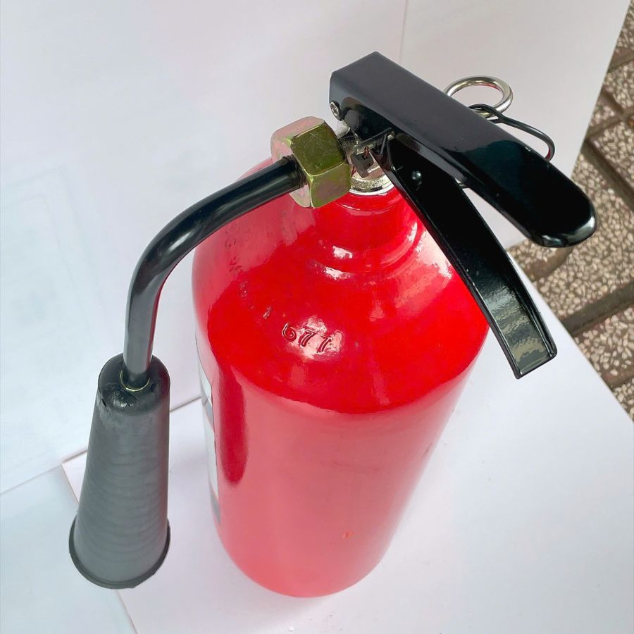 Bình chữa cháy khí CO₂ 3kg Victory MT3-VIC có kiểm định