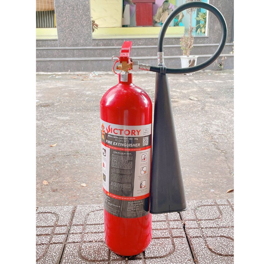 Bình chữa cháy khí CO₂ 5kg Victory MT5-VIC có kiểm định