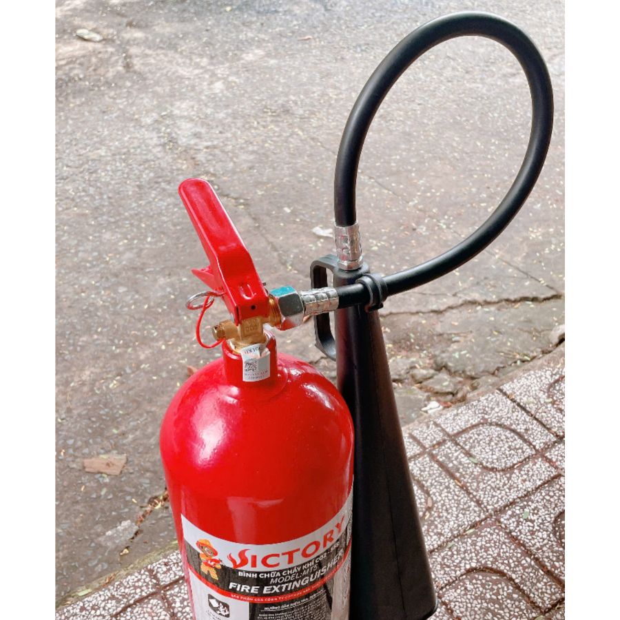 Bình chữa cháy khí CO₂ 5kg Victory MT5-VIC có kiểm định