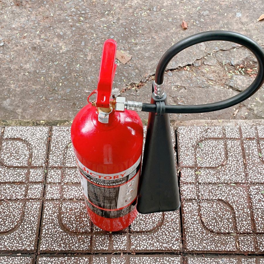 Bình chữa cháy khí CO₂ 5kg Victory MT5-VIC có kiểm định