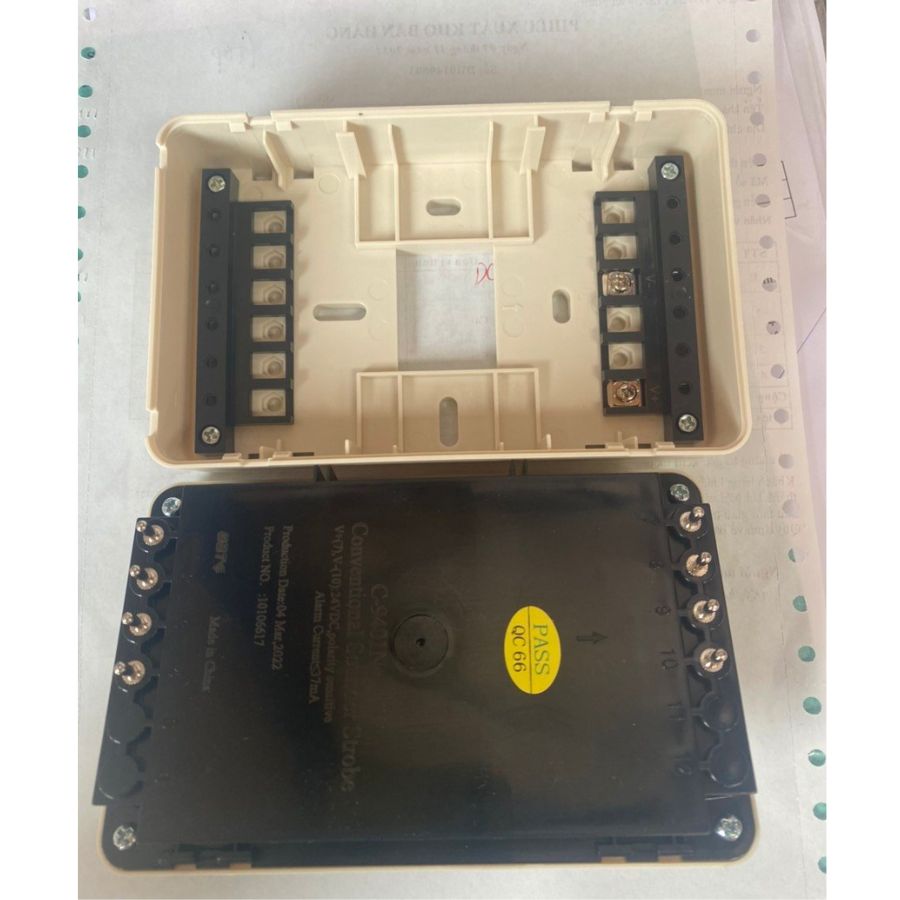 Còi đèn báo cháy kết hợp GST C-9401N - Hệ thường